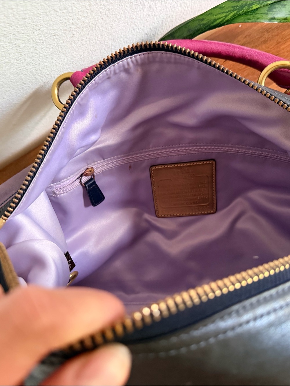Vintage COACH Madison leather
Ombré purple Sabrina tote bag - Picture 7 of 10